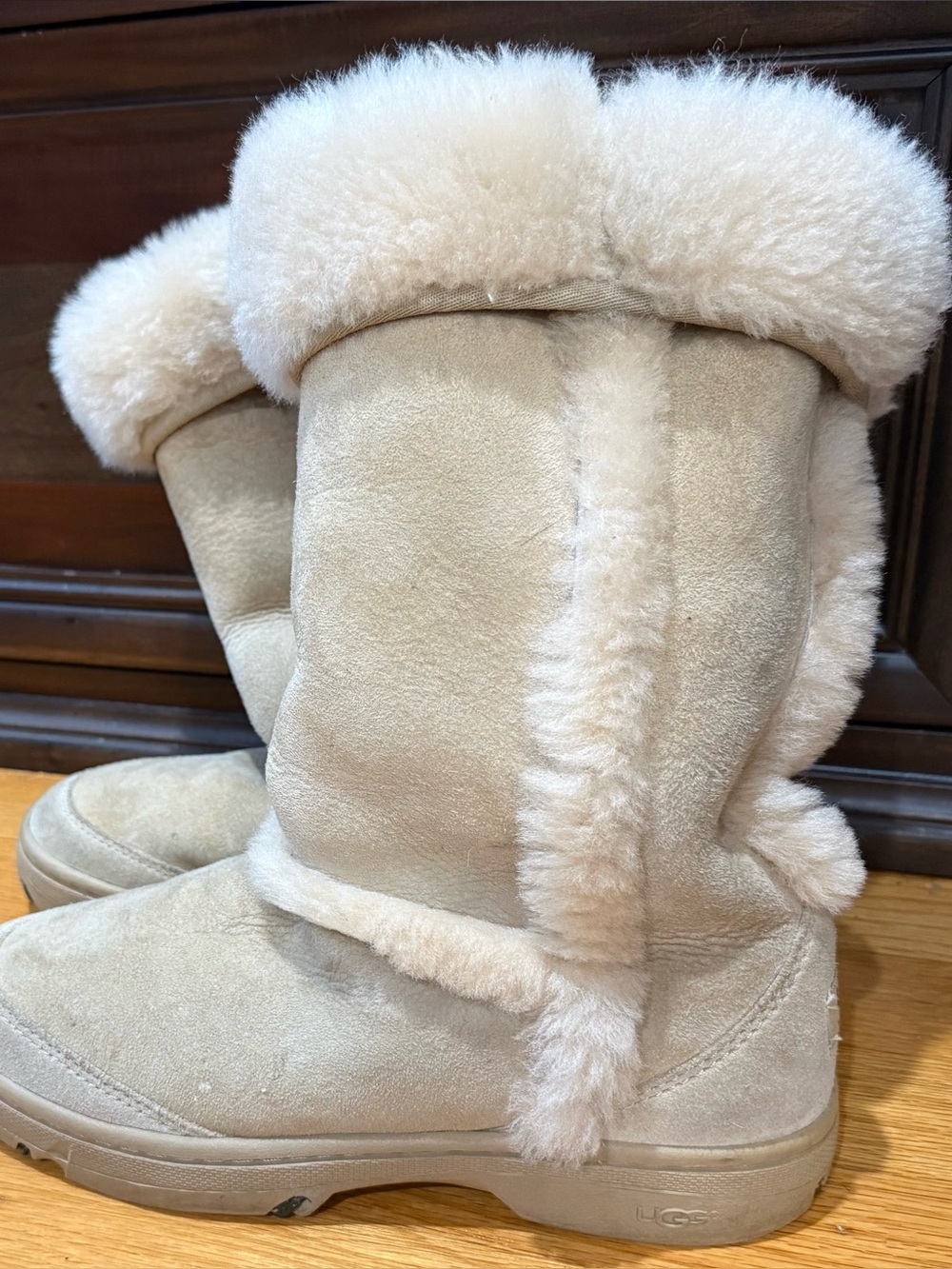 Ugg